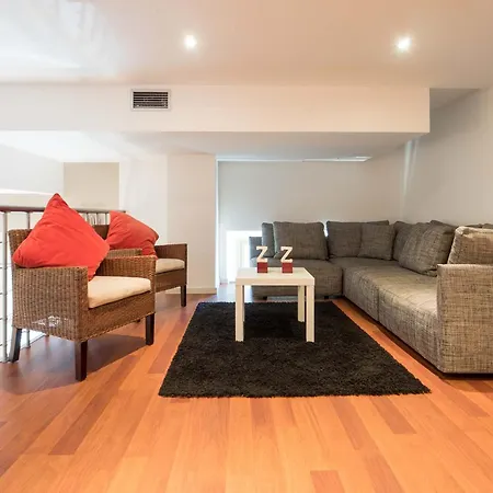 Rent Top Apartments Near Plaza De Catalunya-3